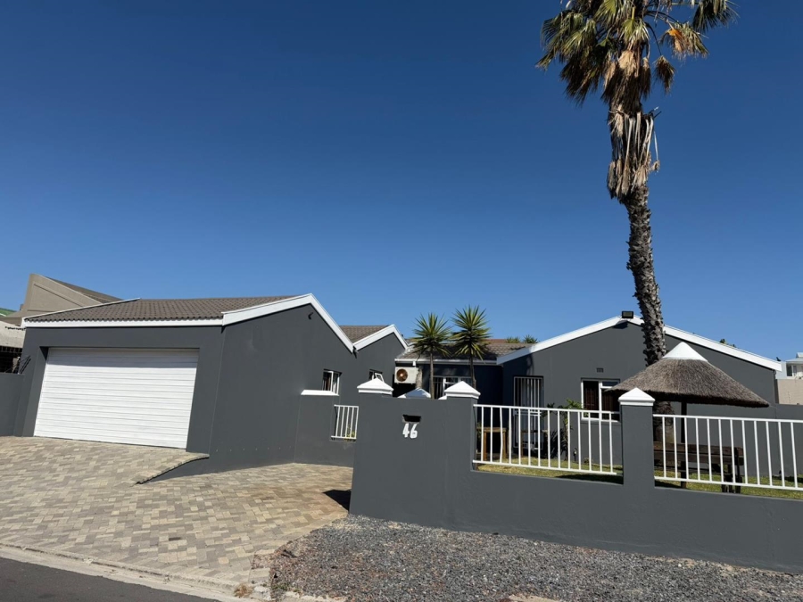 4 Bedroom Property for Sale in Milnerton Ridge Western Cape